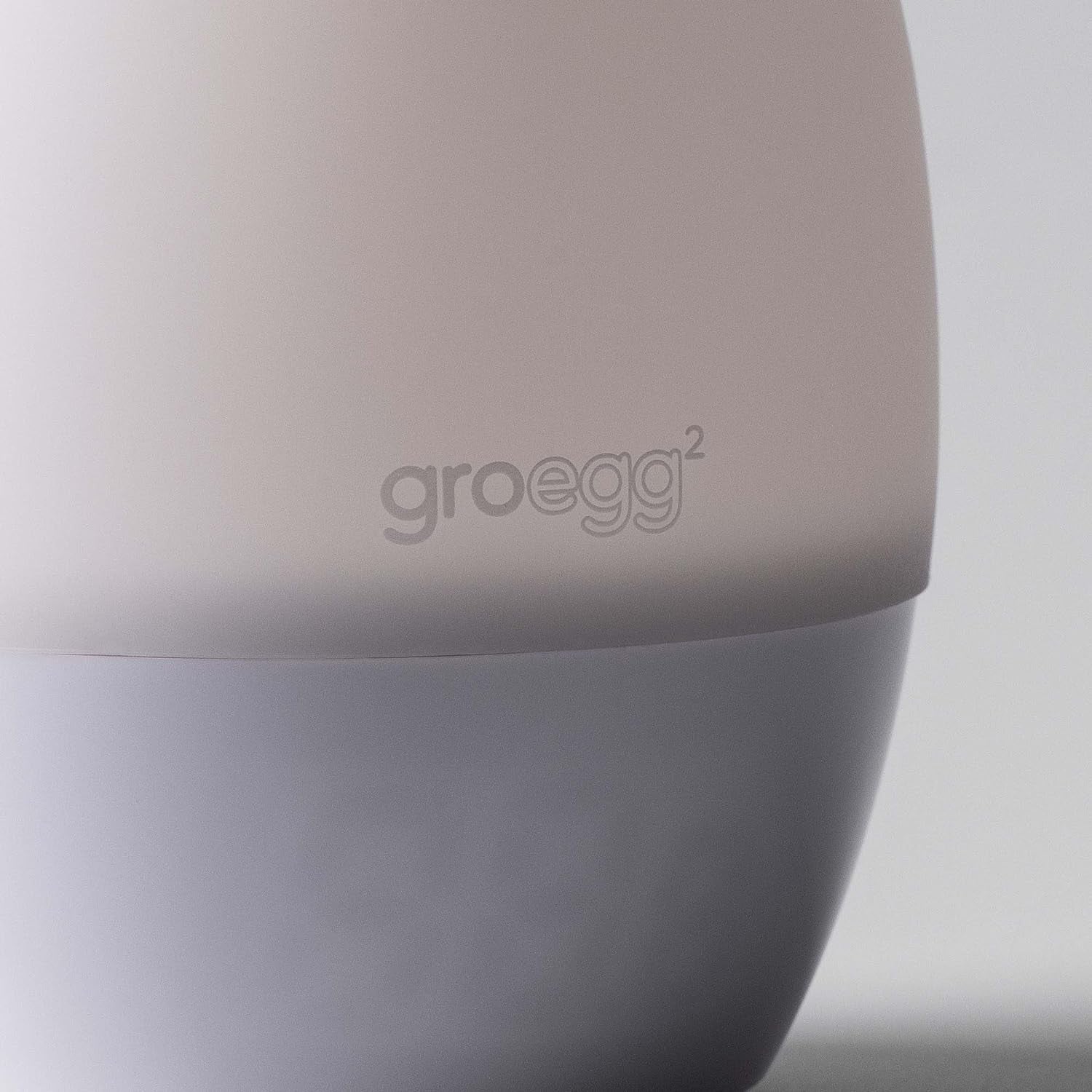 Groegg2, Toddler Nightlight, LED Colour-Changing with Digital Room Temperature Display for Safer Sleep, Adjustable Brightness, Silicone Shell, USB Rechargeable